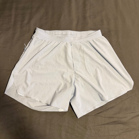 Lululemon Fast and Free Linerless Short 6” – Size M – Windmill - Picture 1 of 2